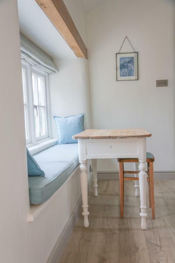 Apartment Barley - Cosy Stylish - Easy Access To Bath And Many Nearby Attractions *